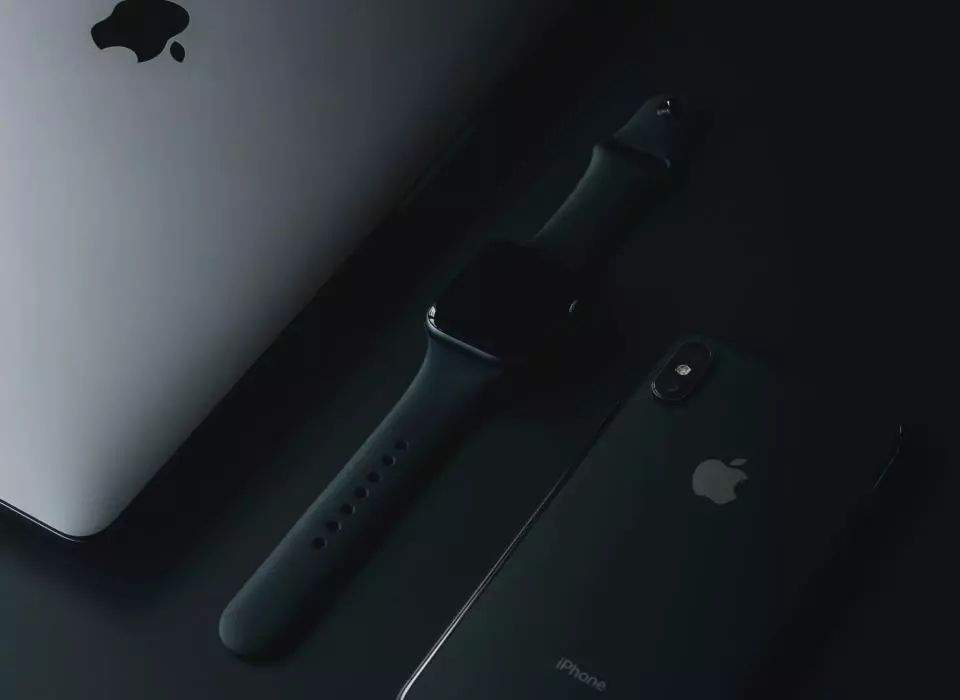 apple